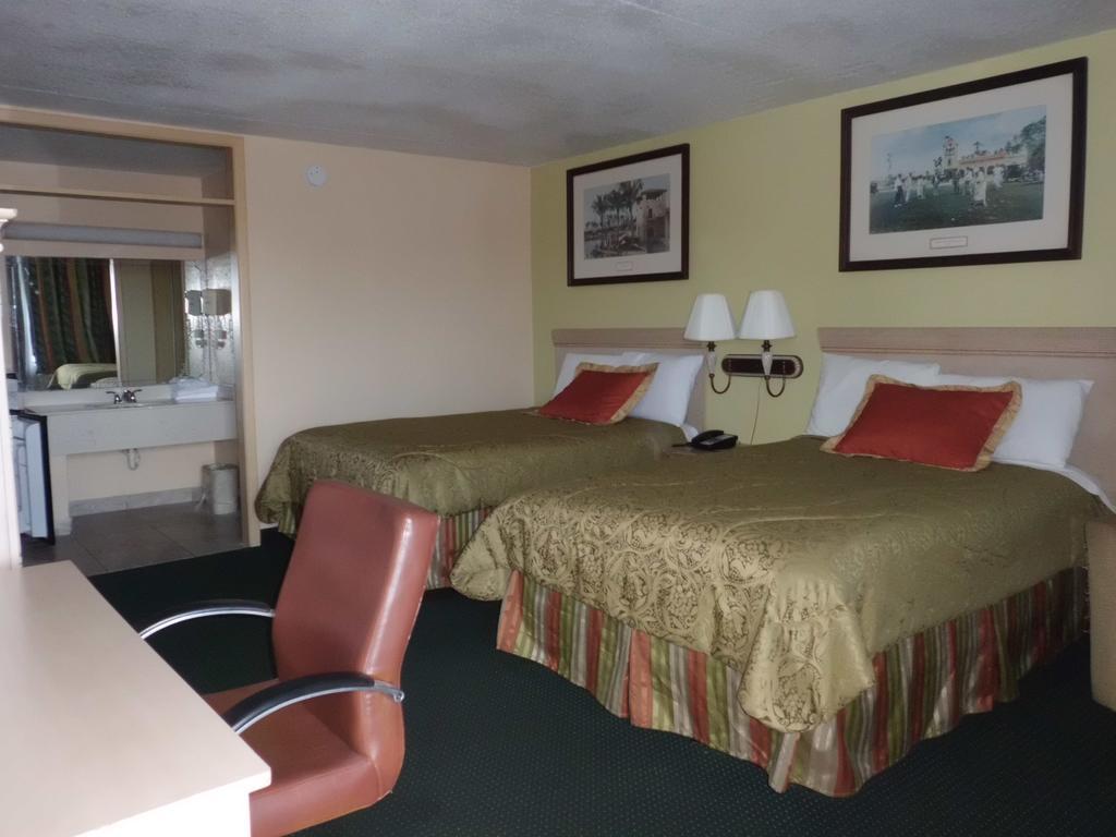 America'S Best Inn & Suites-ليكلاند المظهر الخارجي الصورة