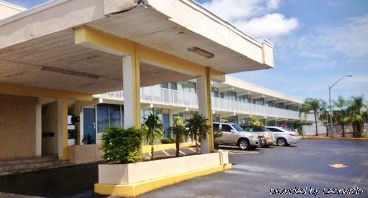 America'S Best Inn & Suites-ليكلاند المظهر الخارجي الصورة
